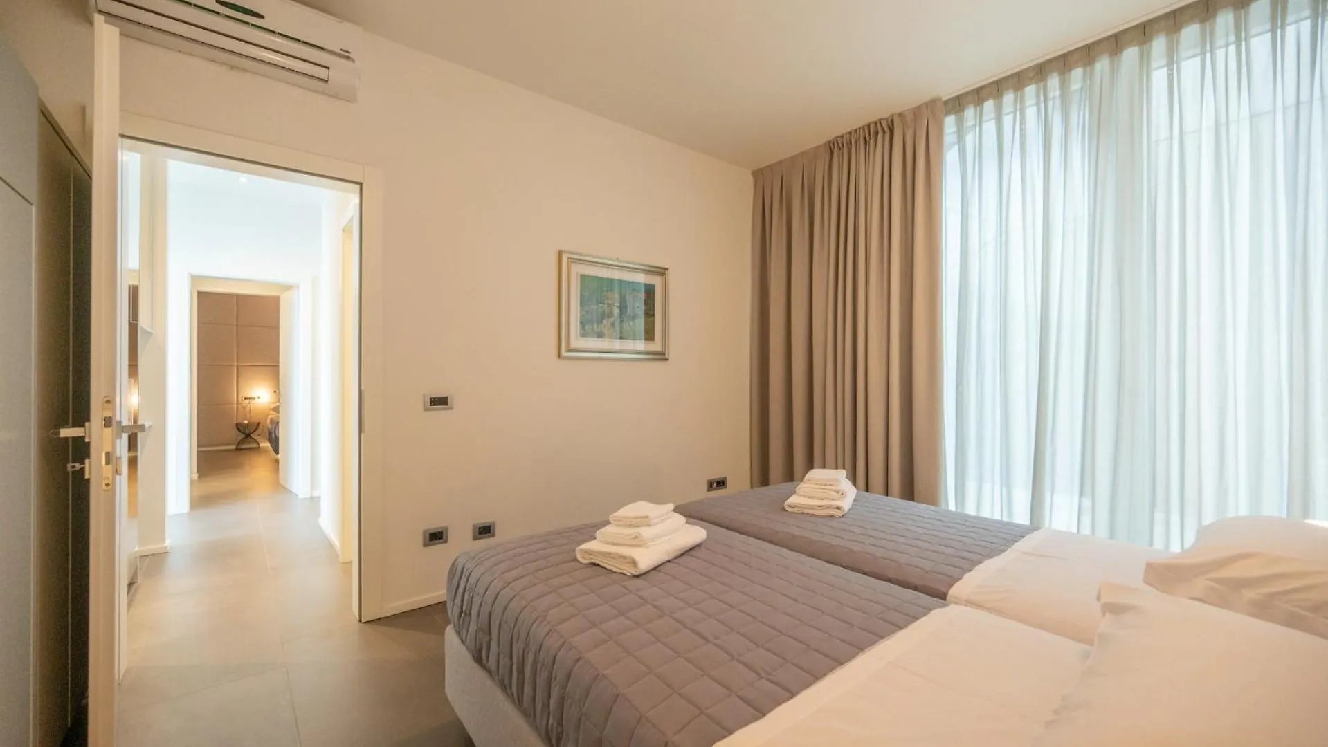 Apartmentsgarda Torri Del Benaco 0*,  Italy