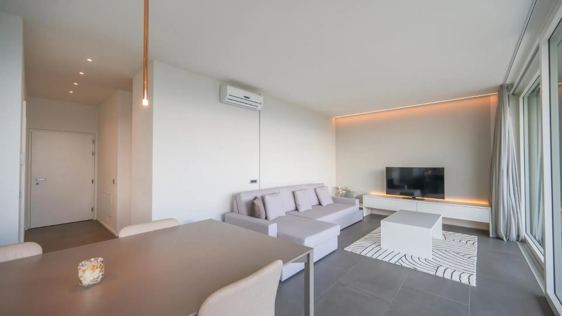 Apartmentsgarda Torri Del Benaco Italy
